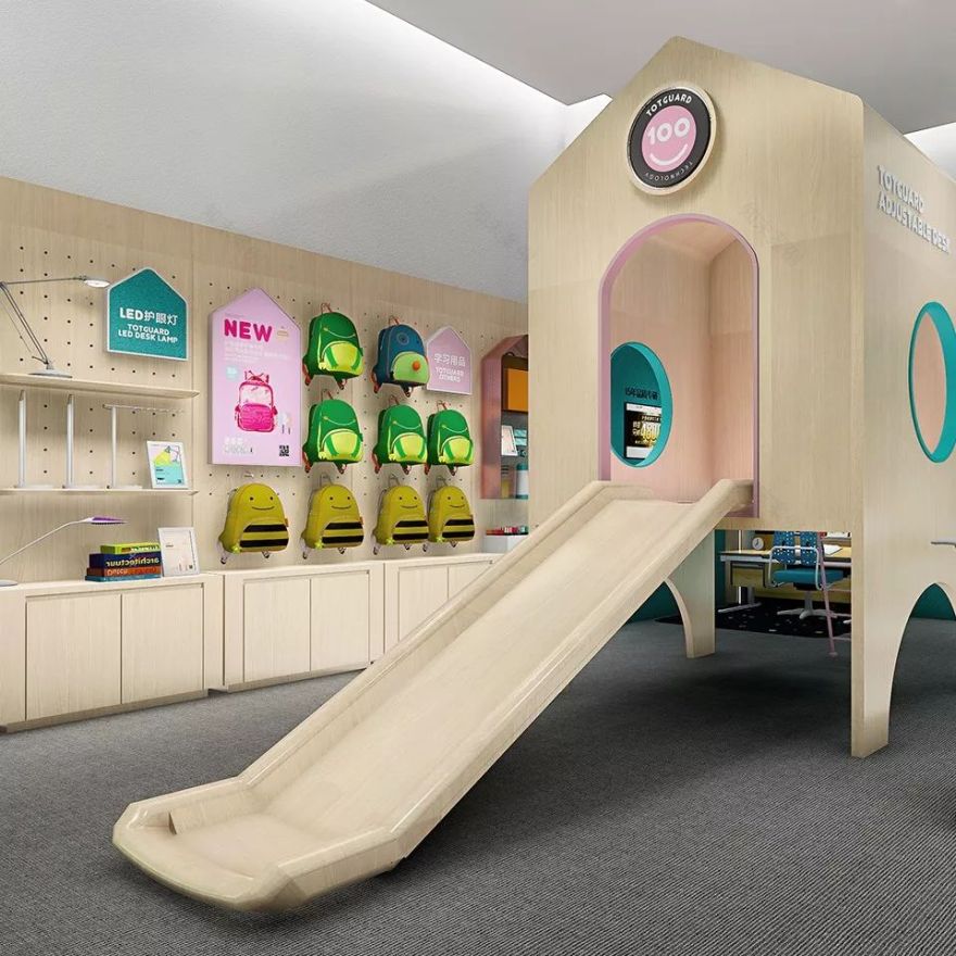 从护童1.1米高度出发,我们为孩子设计了一个玩起来的儿童用品店-55