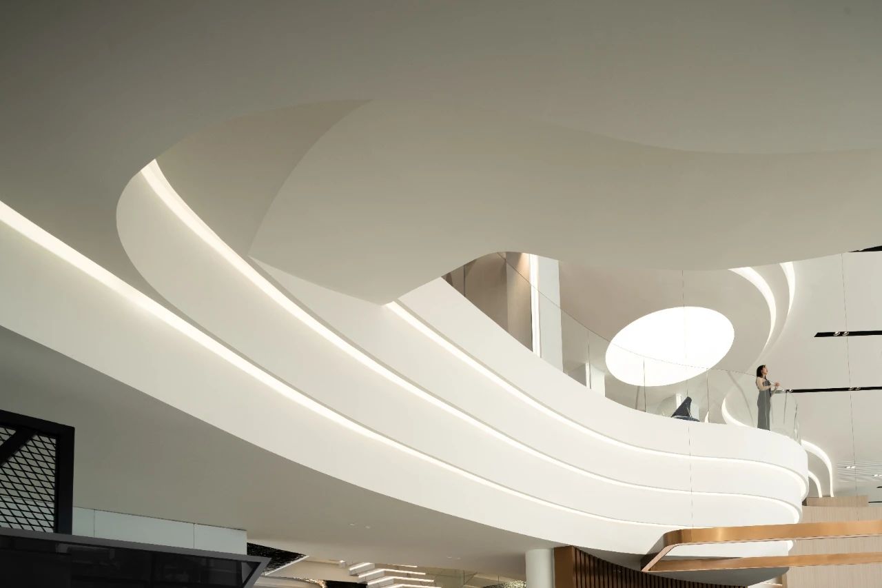 BMW 宝马前海客户体验中心丨中国深圳丨ARCHIHOPE 朱海博建筑设计事务所-0