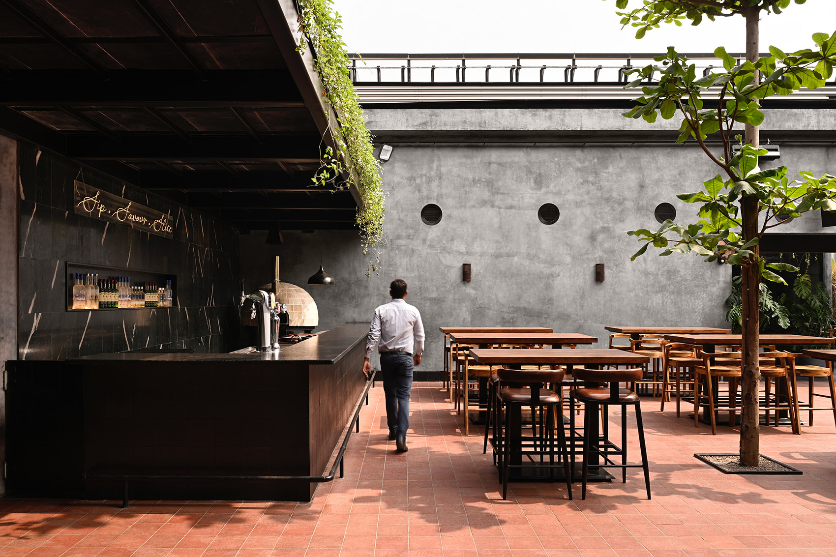 Tabula Rasa 2·0餐厅丨印度丨23 Degrees Design Shift-21