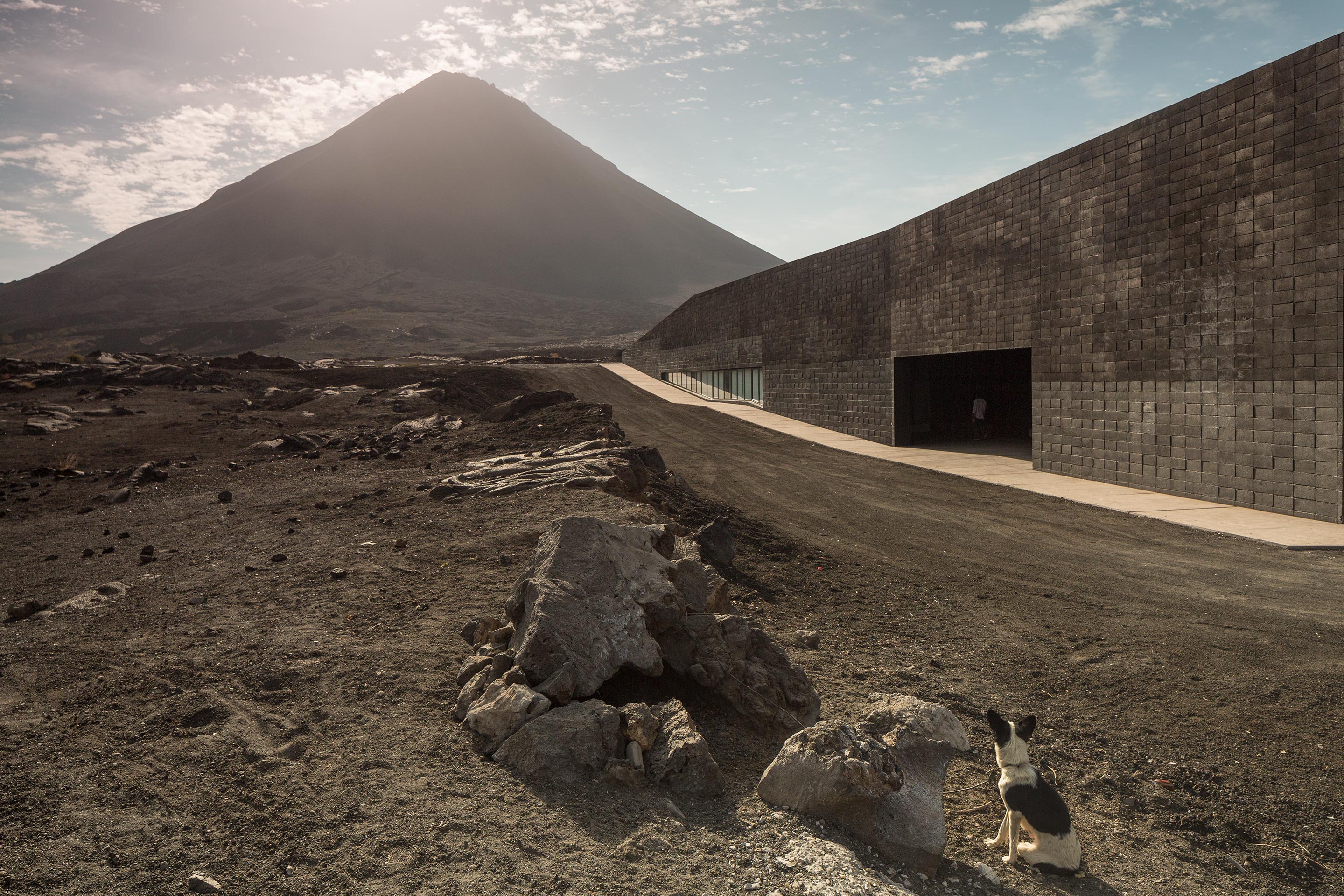 Fogo 岛自然公园总部-12