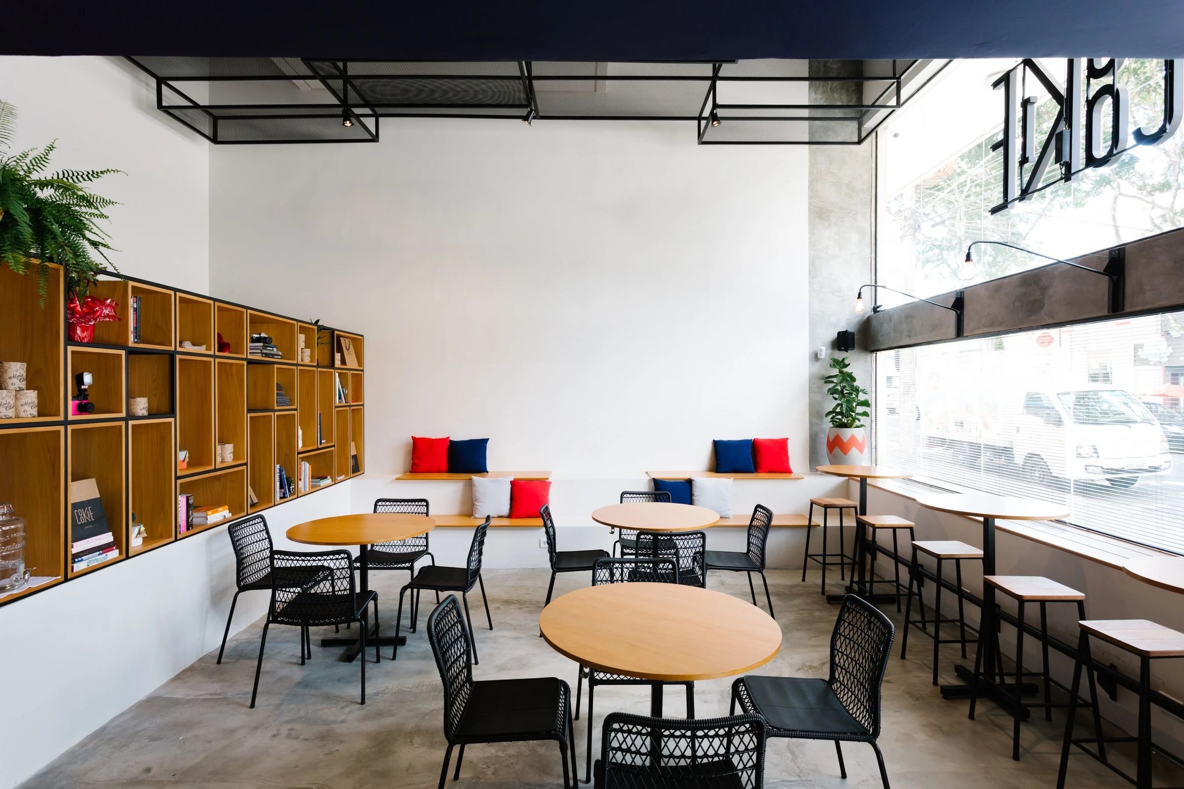 Solo Arquitetos 打造巴西 Cookie Stories Cafe,呈现温馨居家氛围-19
