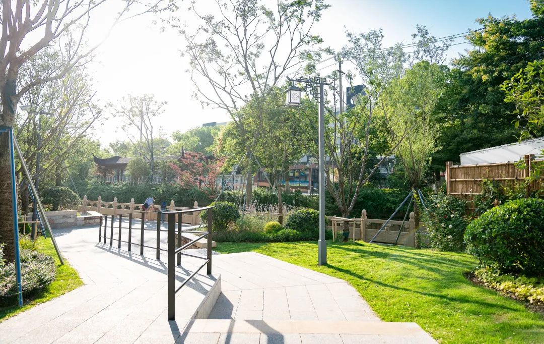 花意街区 · 昆小薇之昆山致和塘南岸更新设计丨上海亦境建筑景观有限公司,上海交通大学设计学院风景园林研究所-61