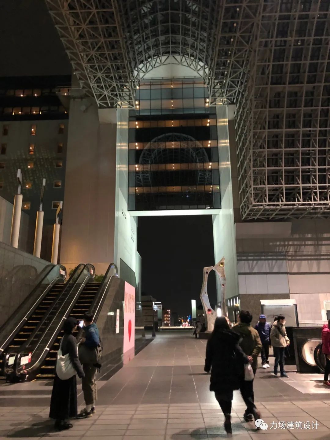 原广司的 JR 京都站——城市综合体与艺术的完美融合-31