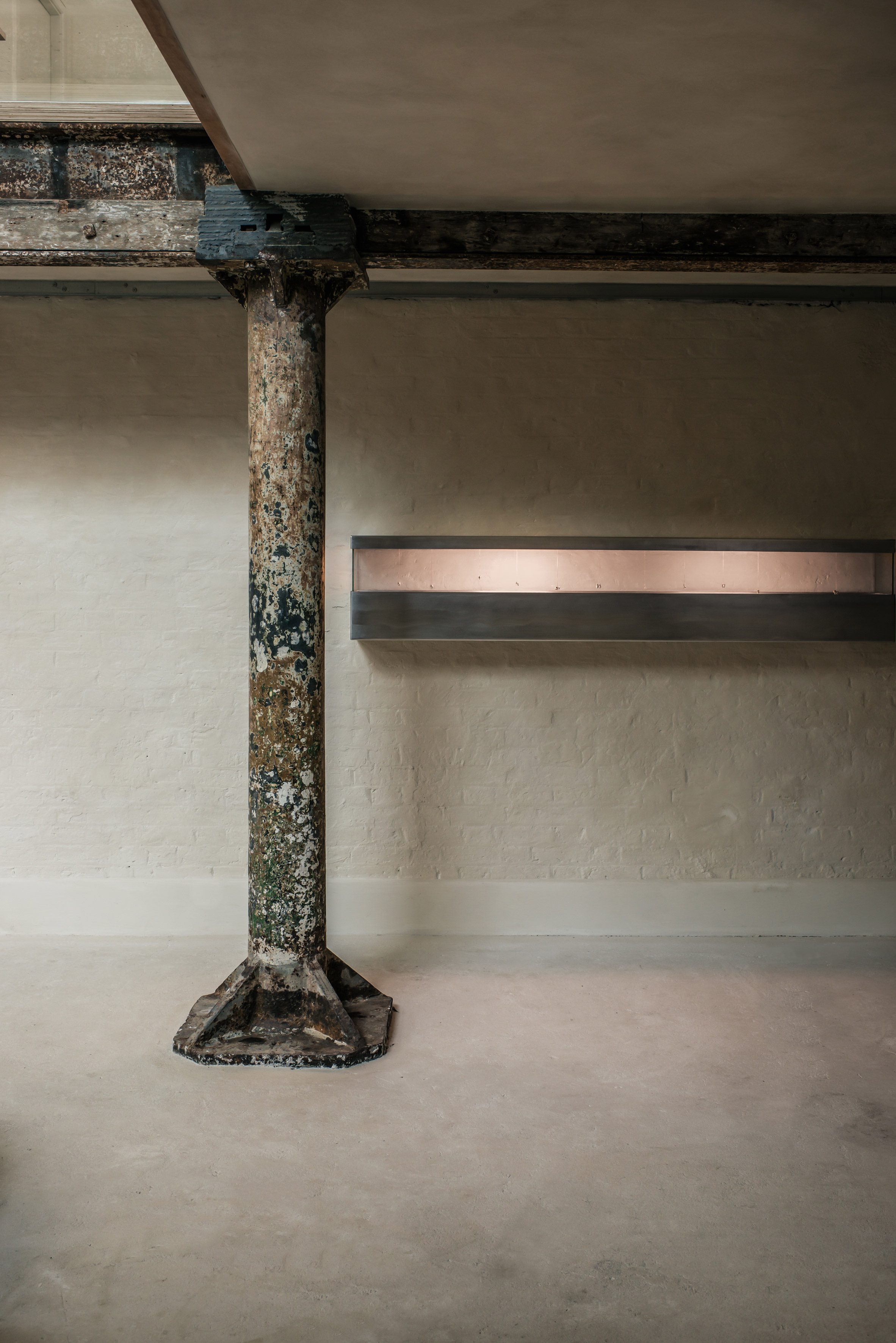 当代首饰品牌Completedworks伦敦实体店空间设计丨马里丨荷莉·鲍登（Hollie Bowden）-32