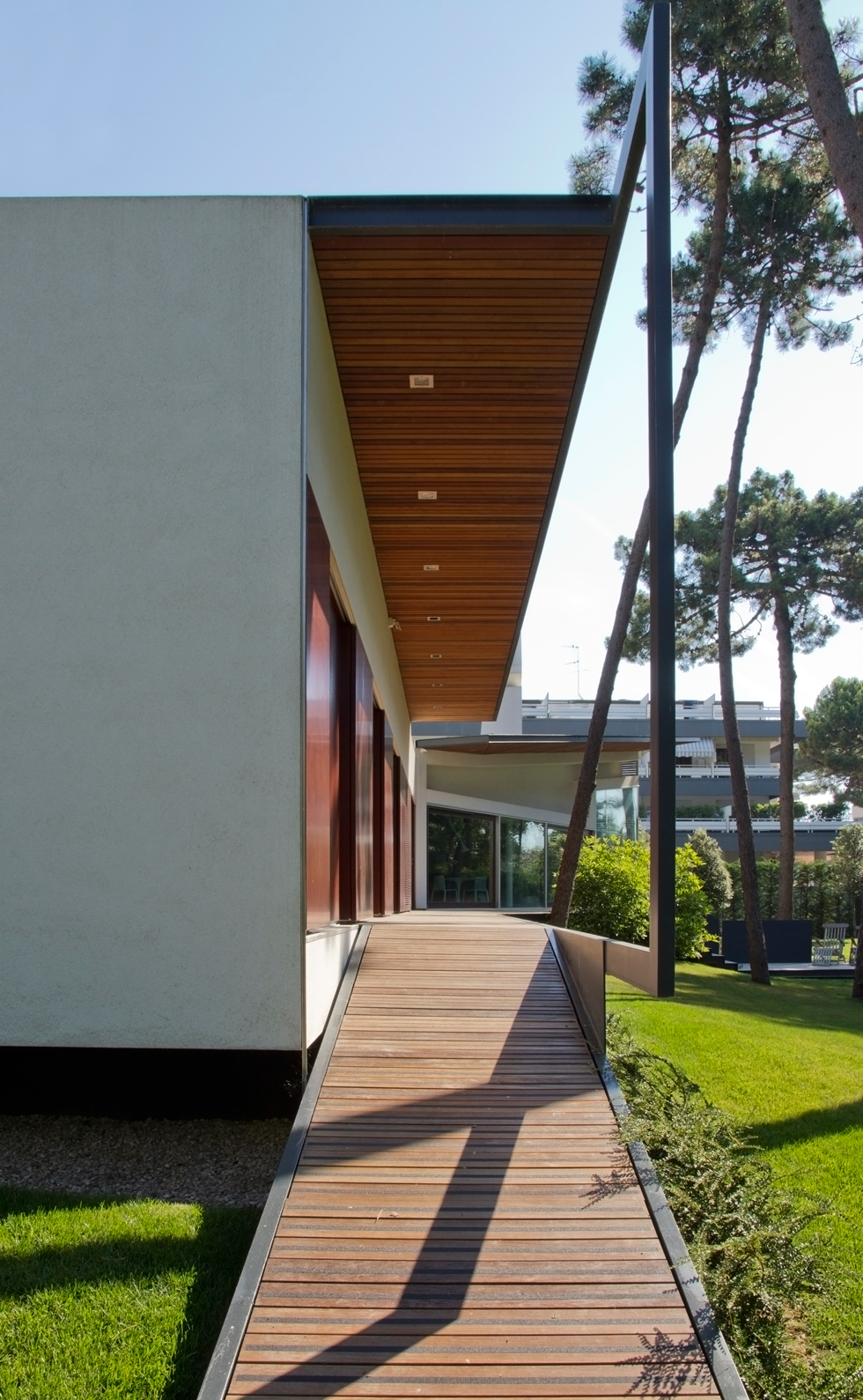 林间海景度假屋，诠释 20 世纪 60 年代至 70 年代建筑风格-5