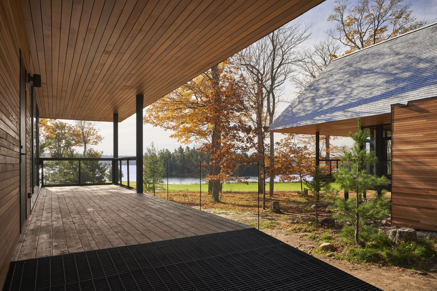 加拿大 Bigwin Island Club 客舱丨MacKayLyons Sweetapple Architects-11