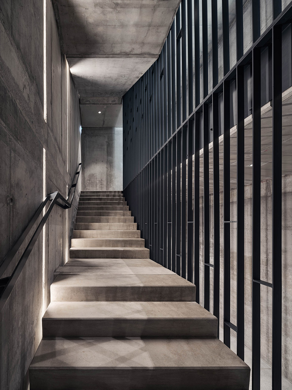 索非亚MIR办公楼丨保加利亚索非亚丨bureau XII-55