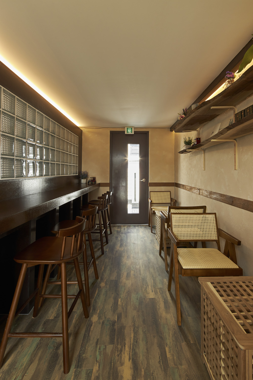 首尔咖啡厅 | 现代极简风格的完美体现-12