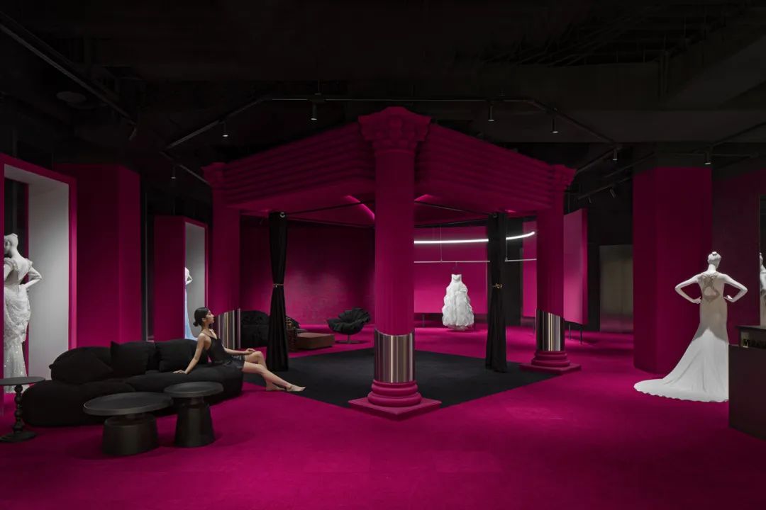 唯惜 LE'PRECIOUS 婚纱郑州双店丨中国郑州丨SALONE DEL SALON|得德设计-13