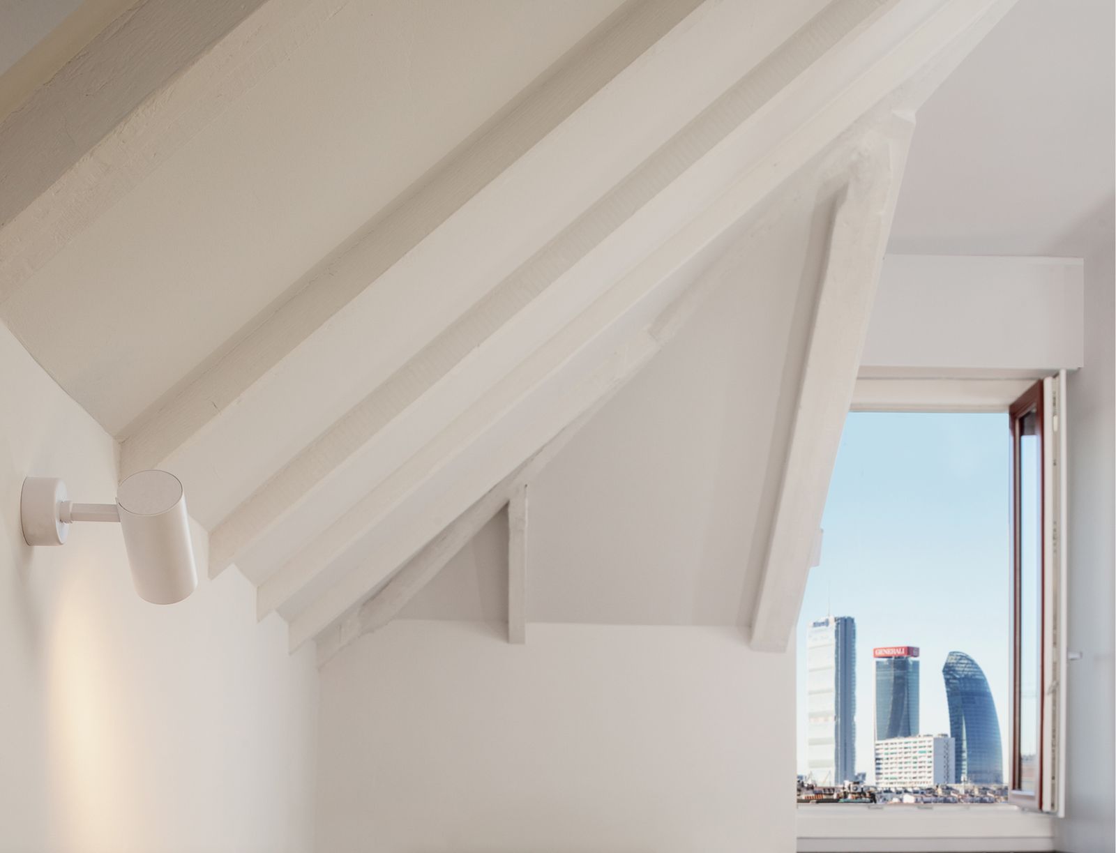 米兰42平米带City Life和大教堂景观的阁楼公寓改造丨意大利丨Jacopo Colatarci-15