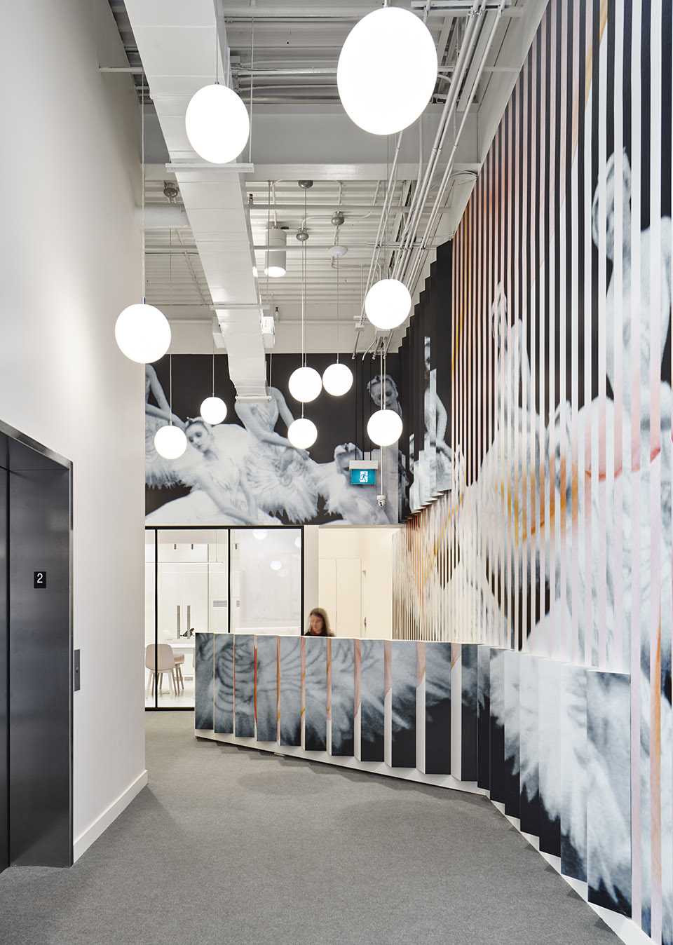 Goh芭蕾舞工作室，多伦多 / Batay-Csorba Architects-10