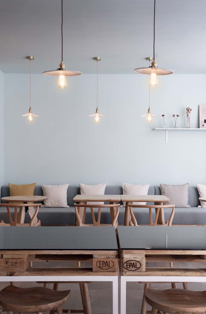 30 坪舒适氛围的咖啡馆设计-18