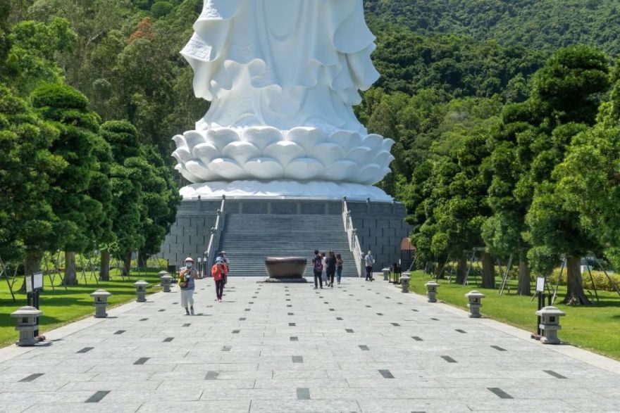 中国香港大埔区慈山寺周围绿色景观丨LWK+PARTNERS-6