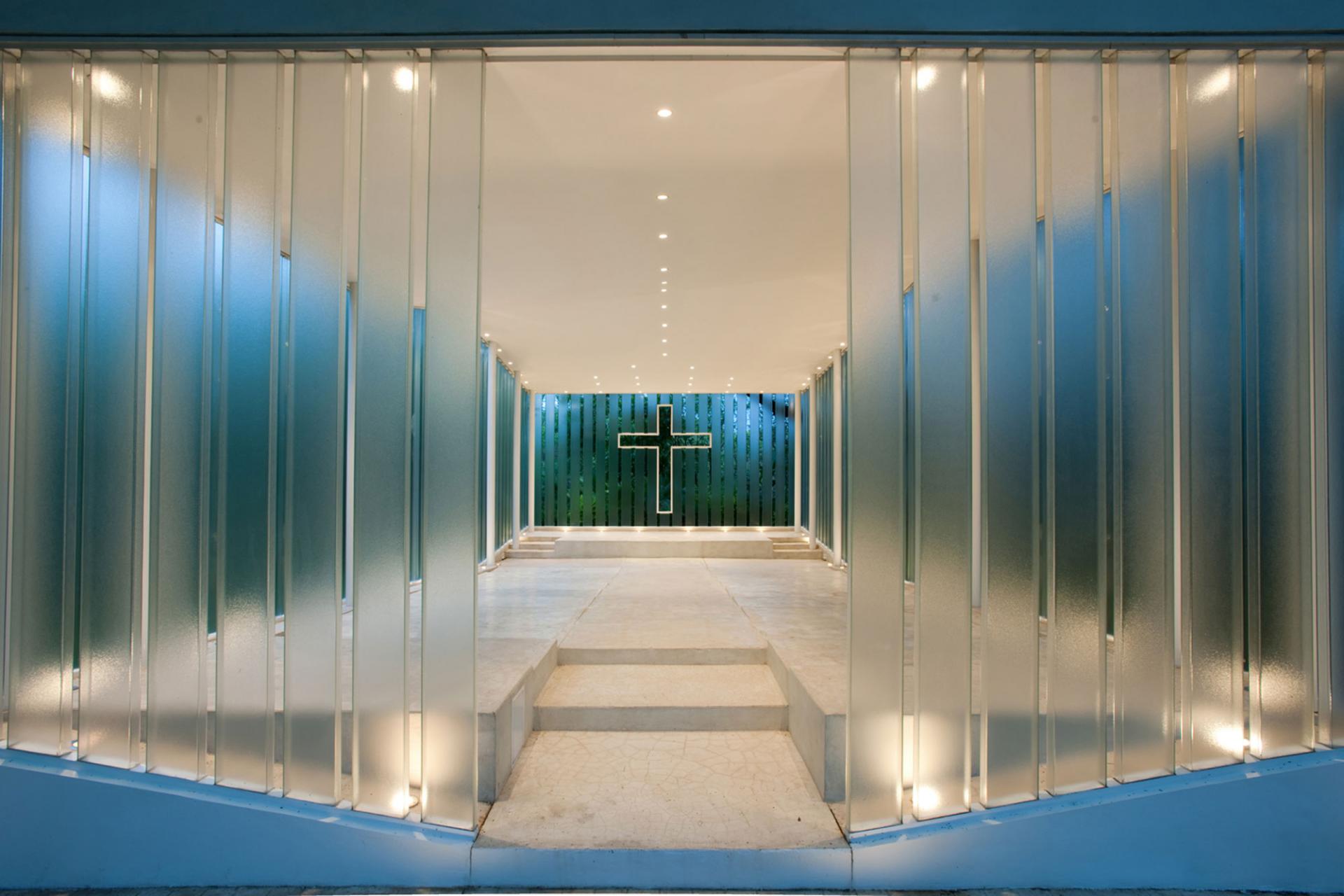 墨西哥 La Estancia 开放式玻璃教堂丨Bunker Arquitectura-10