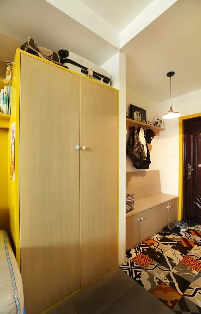 30㎡的房，他俩睡在半空，住出了100㎡的效果，神作-8