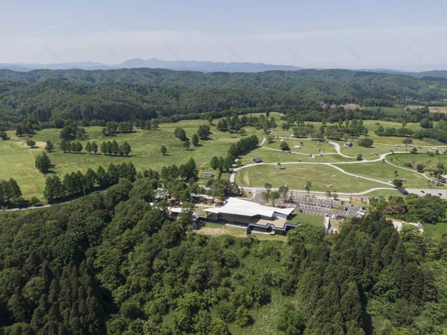 Snowpeak Field Suite 水疗中心总部丨日本丨Kengo Kuma & Associates-10