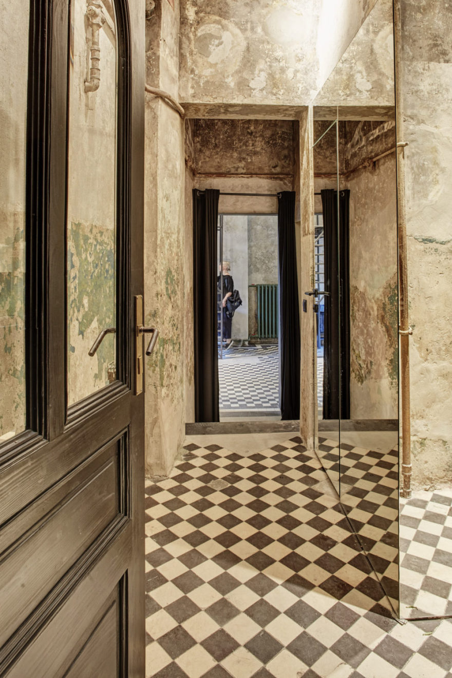 乌克兰利沃夫 Radio Garage 实验画廊改造-40