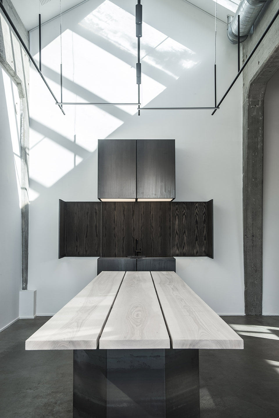 丹麦FLOS灯光展厅 / OEO Studio-28