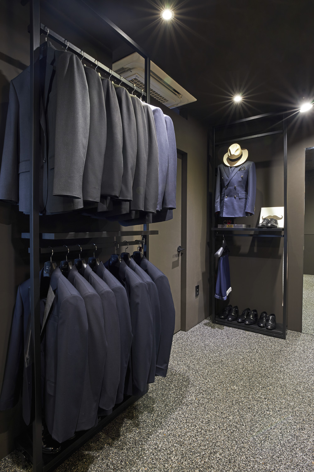 25 平现代男装店，极简黑白色调的魅力-16