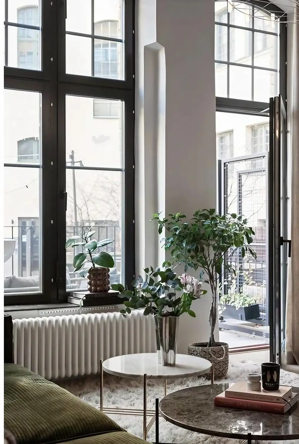 复古工业风优雅公寓,内外反差设计惊艳-2