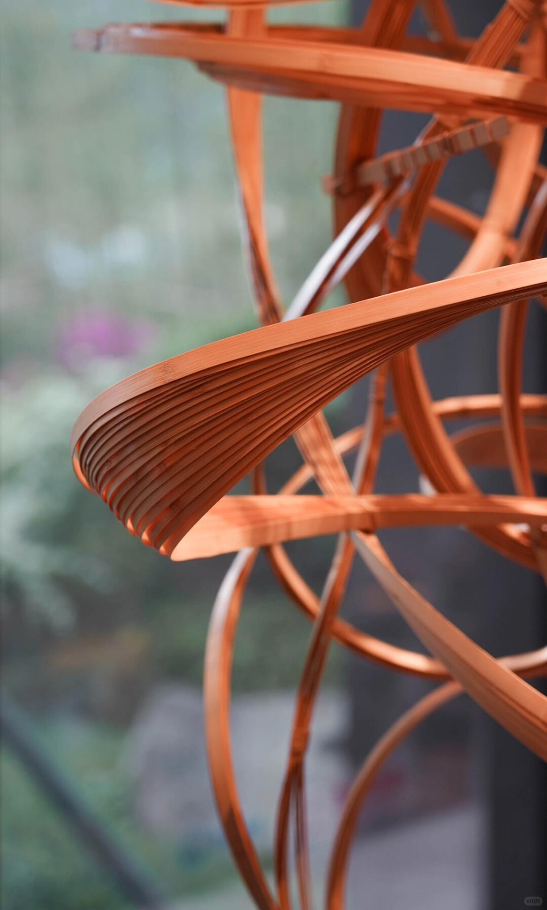 用竹书写禅意,风和雾的轨迹 · 酒店装置艺术《风袖牵岚》-13