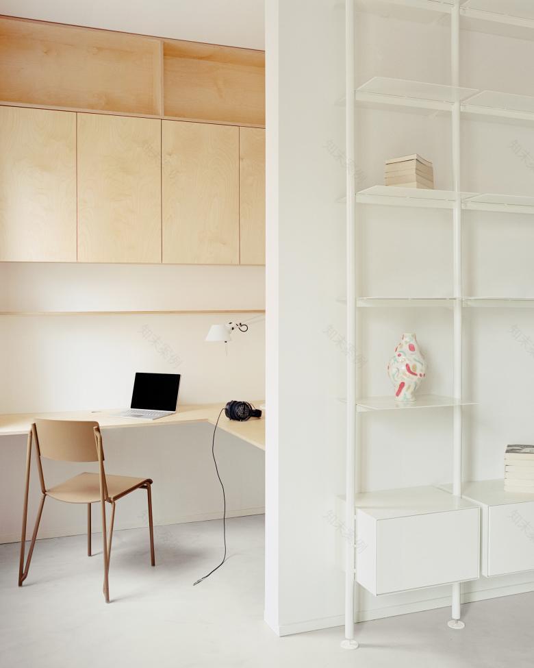 米兰小型公寓的家庭办公室丨意大利米兰丨SET Architects-8