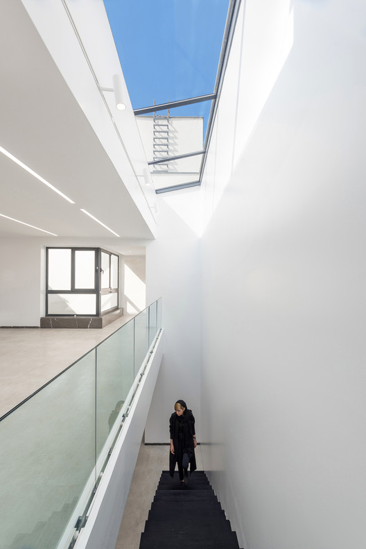 Kar – Khaneh Office Building  DOT Architects-19