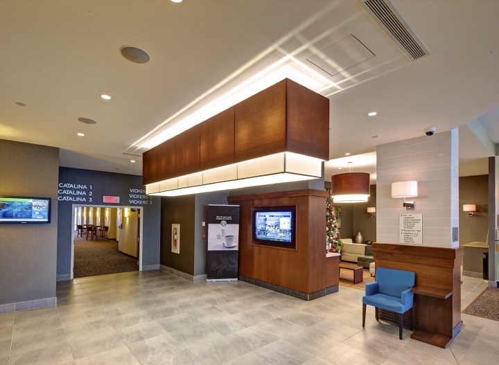 蒙特利尔机场万豪酒店Marriott Courtyard设计-1