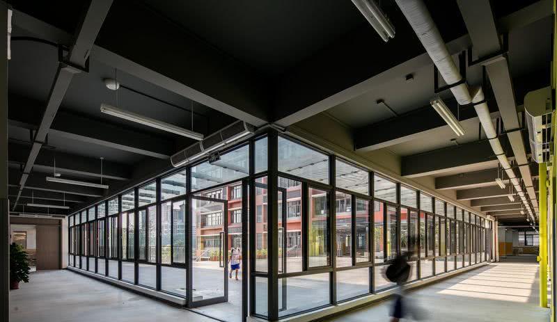 广州西关广雅实验学校 · 范铁的现代教育空间设计-22