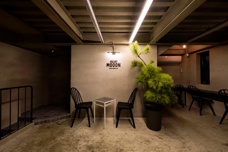 23 平米温馨砖墙咖啡馆 设计报价-12