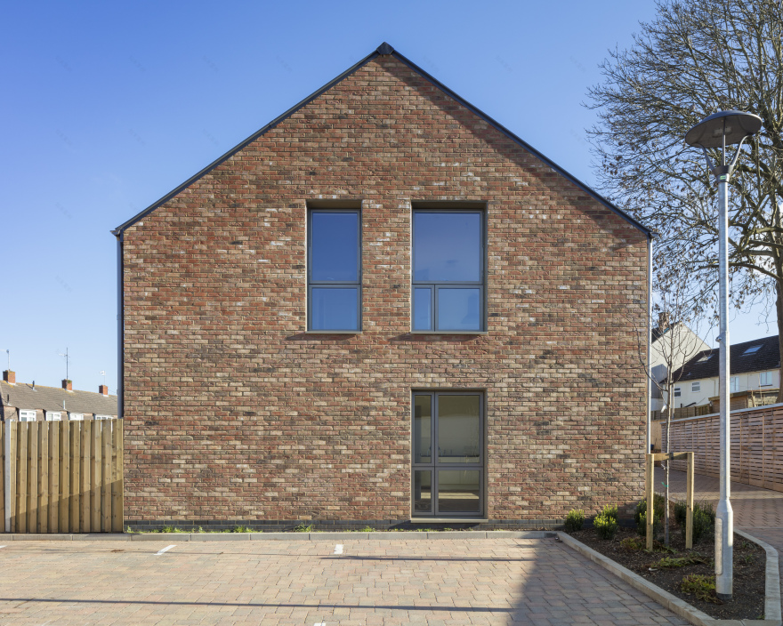 查伦德法院丨英国布里斯托尔丨Emmett Russell Architects-13