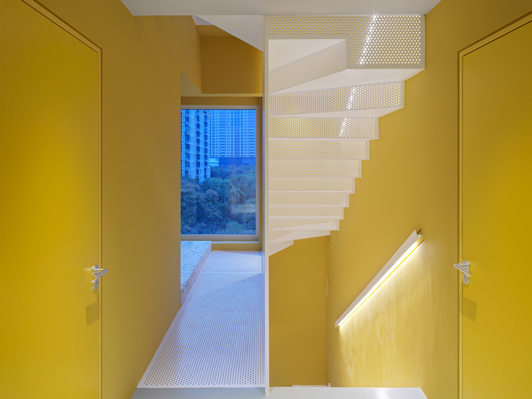 木答答木 | 为年轻家庭打造的双层顶楼公寓-39