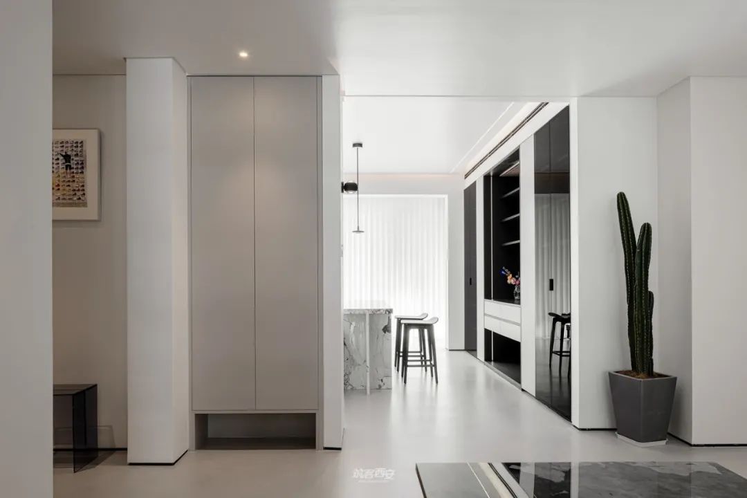 精神同频 · 胡剑设计师的现代空间艺术丨中国西安丨增减创意设计-9