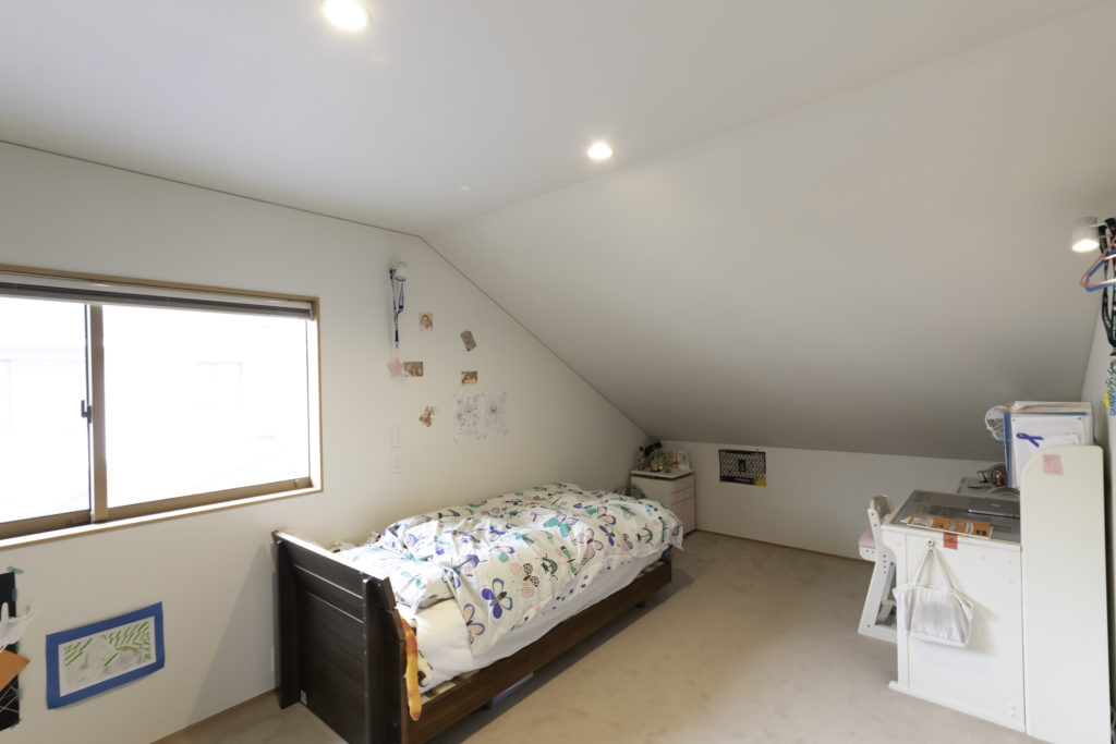 築40年の木造住宅をフルリノベ都心のアウトドアリビングで景色＆バーベキューを堪能する | Renovation | 100%LiFE-21