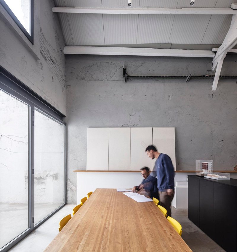 Isern & Associats旧工业厂房改造新办公室丨西班牙巴塞罗那丨Isern & Associats建筑工作室-35