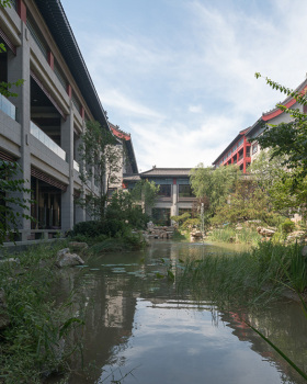 天津世茂生态城超五星级酒店