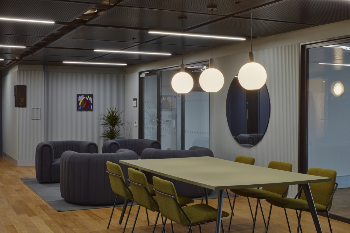 伦敦 Mirror Works Spec Suites 设计丨英国伦敦丨Trifle-15