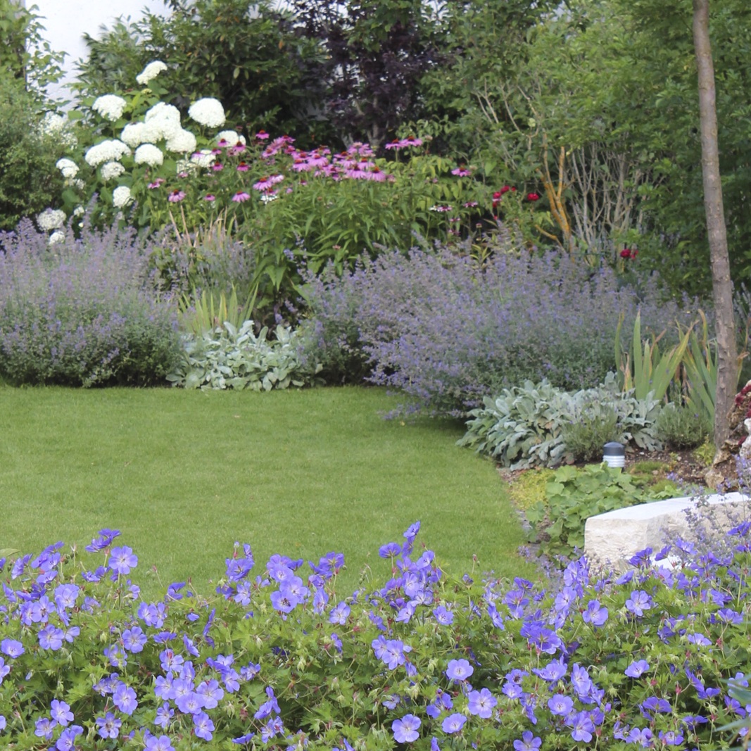 Gräfelfing经典私人花园改造丨CvB Gartendesign München-14