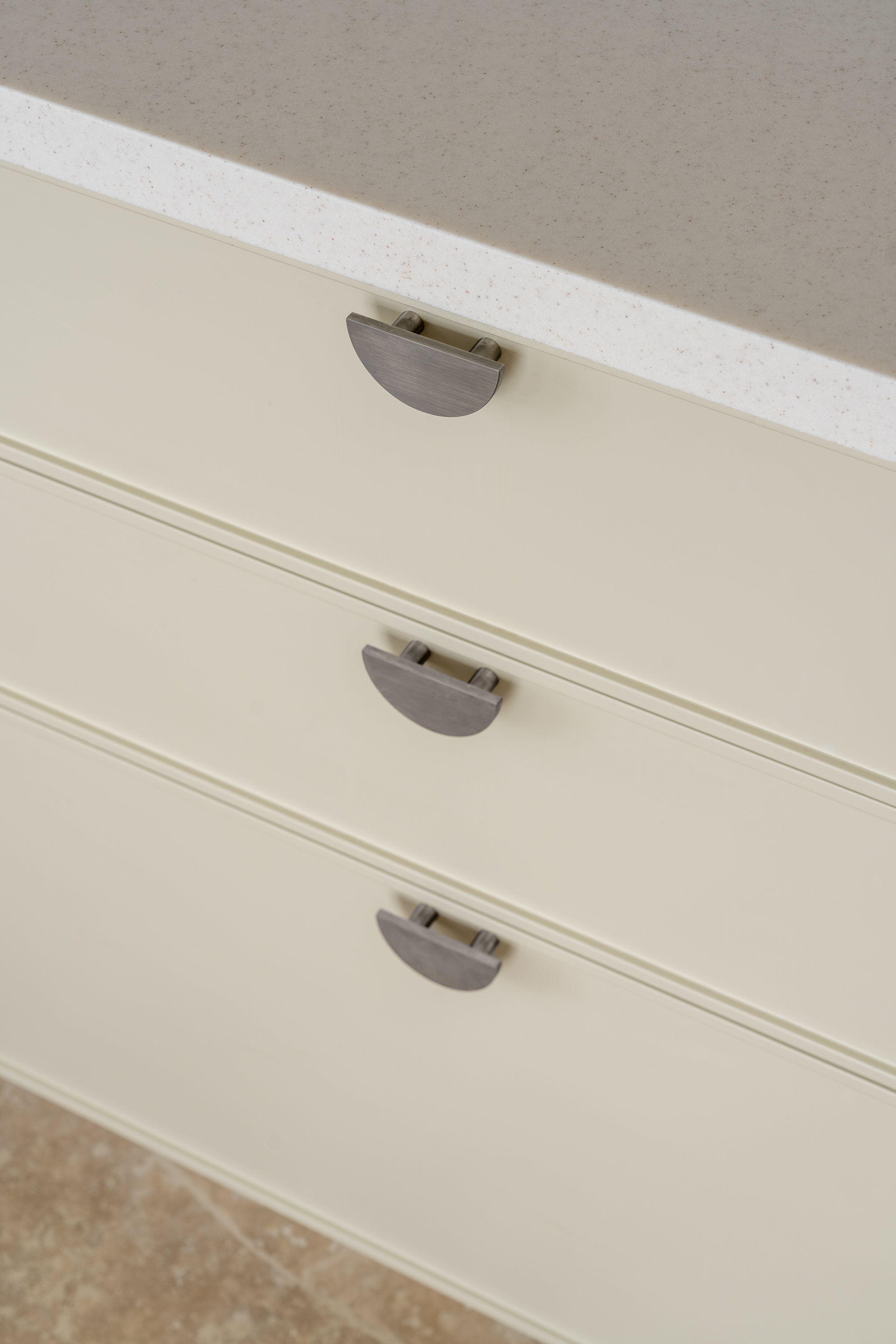 VSLKVSKA | A two-story apartment design-45