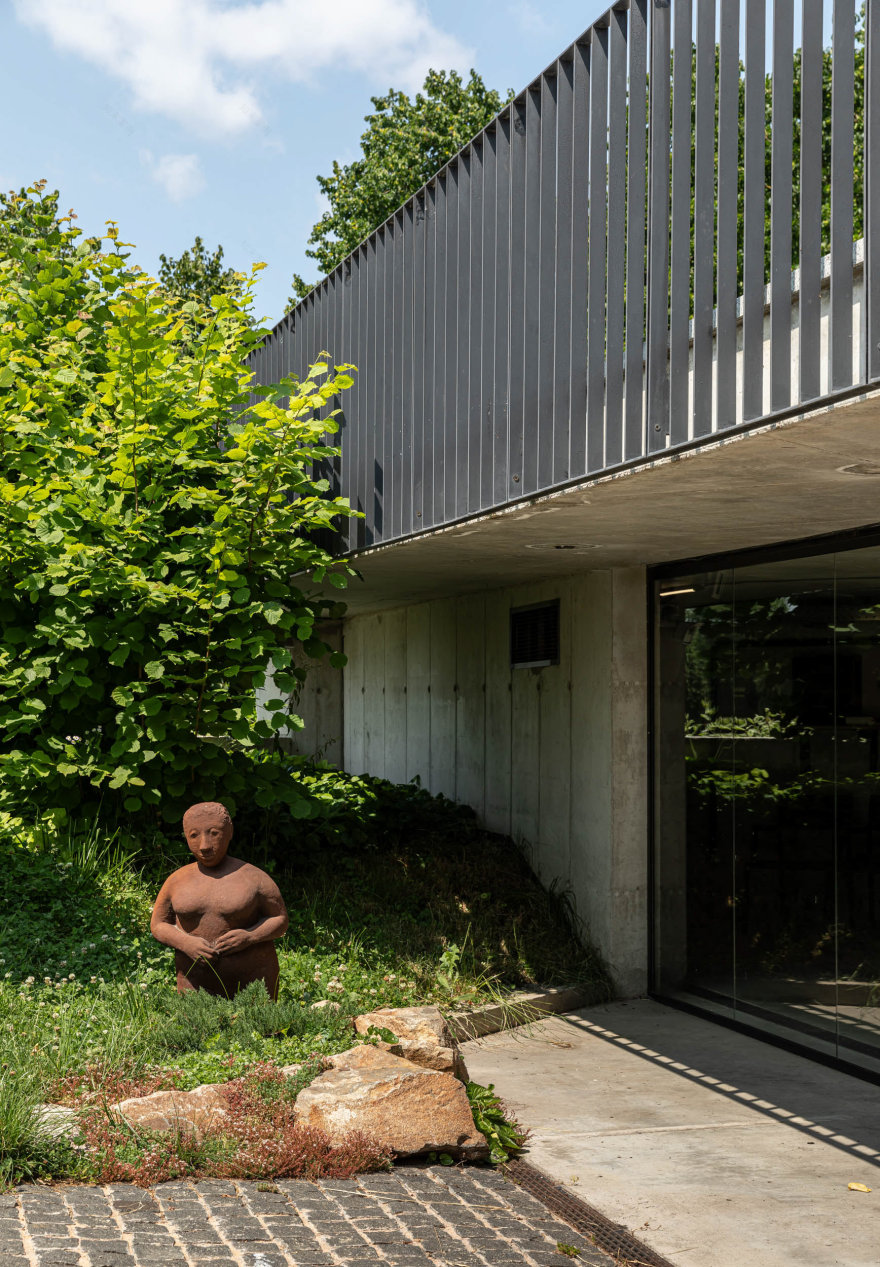 MRIIA 之家
注:由于MRIIA不是常见词汇,不清楚其确切含义,这里按照原文保留其形式进行翻译 丨乌克兰基辅丨MAKHNO Studio和Illia Tovstonog-69