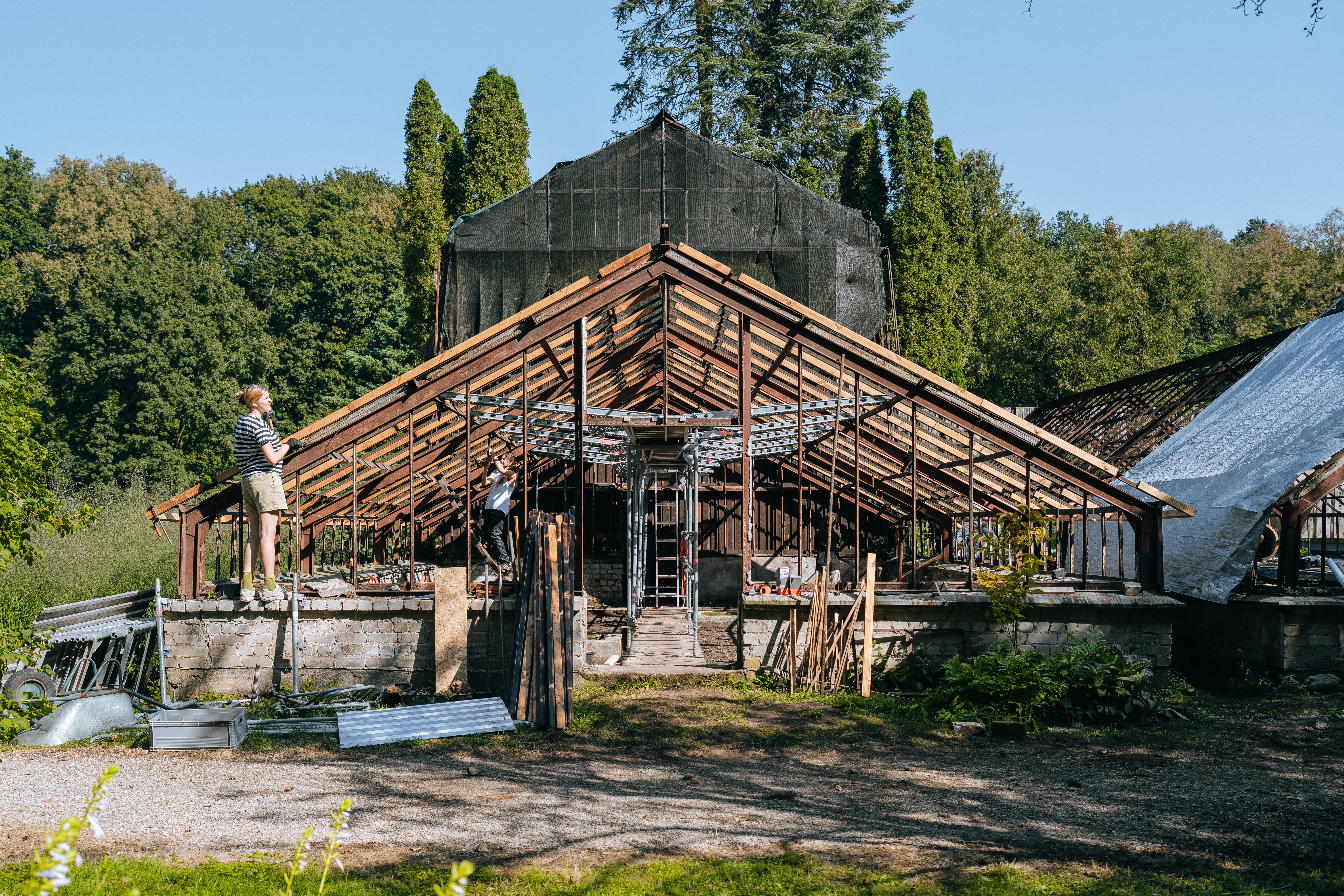 altering matter #2, roof for education space-3