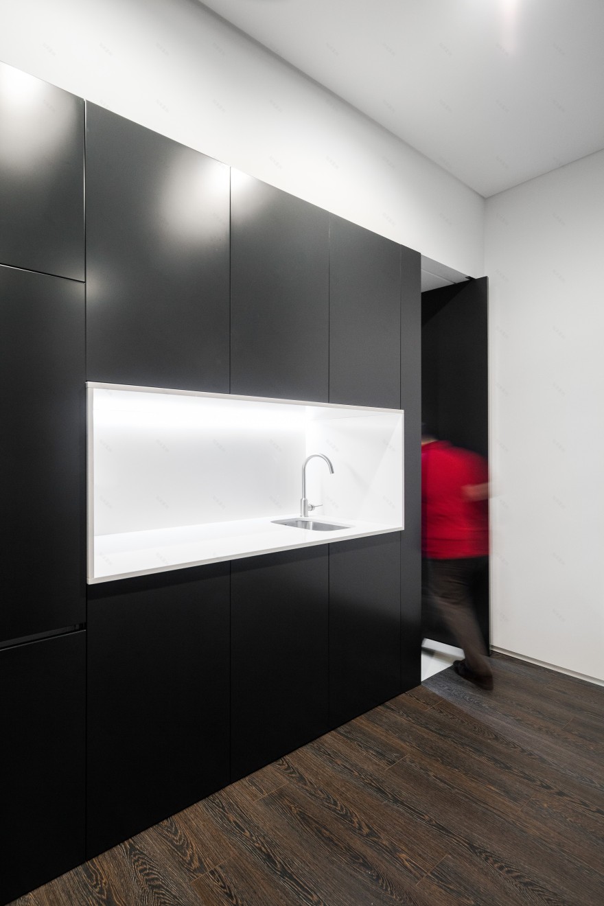 葡萄牙北部酒庄设计,融入自然美景的瓶子议会-26