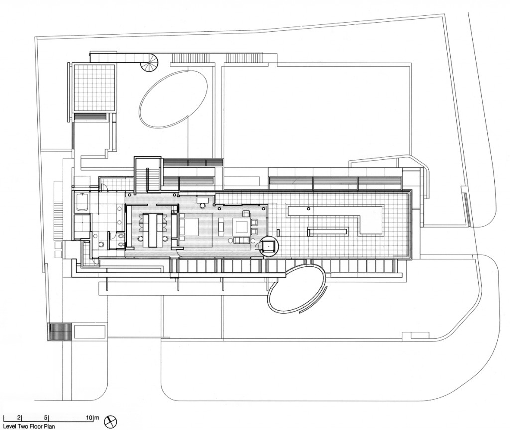 Tan House Richard Meier-5