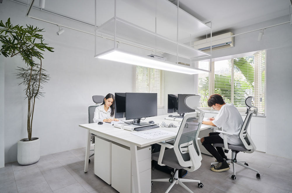 纯白秘境中的绿色和谐办公空间丨中国台北丨23 Design-15