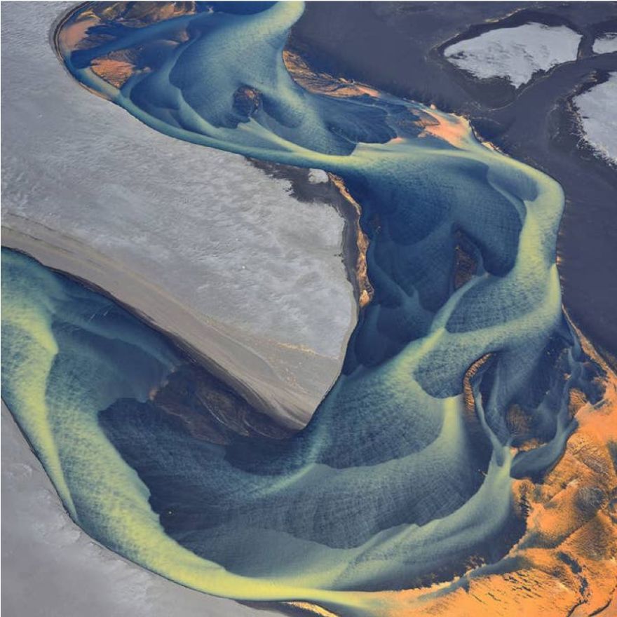 锦绣樾江府 | 河流元素贯穿的现代售楼空间-32