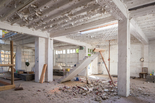 布鲁塞尔工业建筑改造住宅及陶瓷工作室丨比利时丨AgwA,Evelia Macal-71