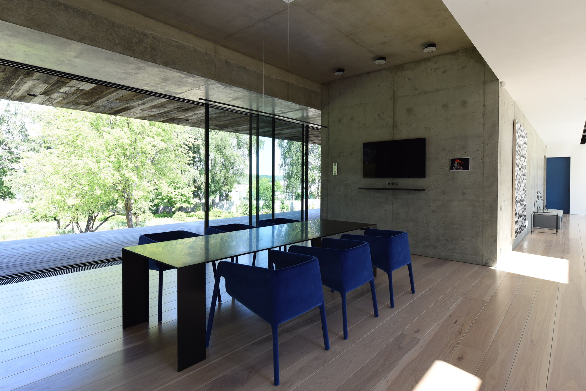 水库边的乡村别墅-57