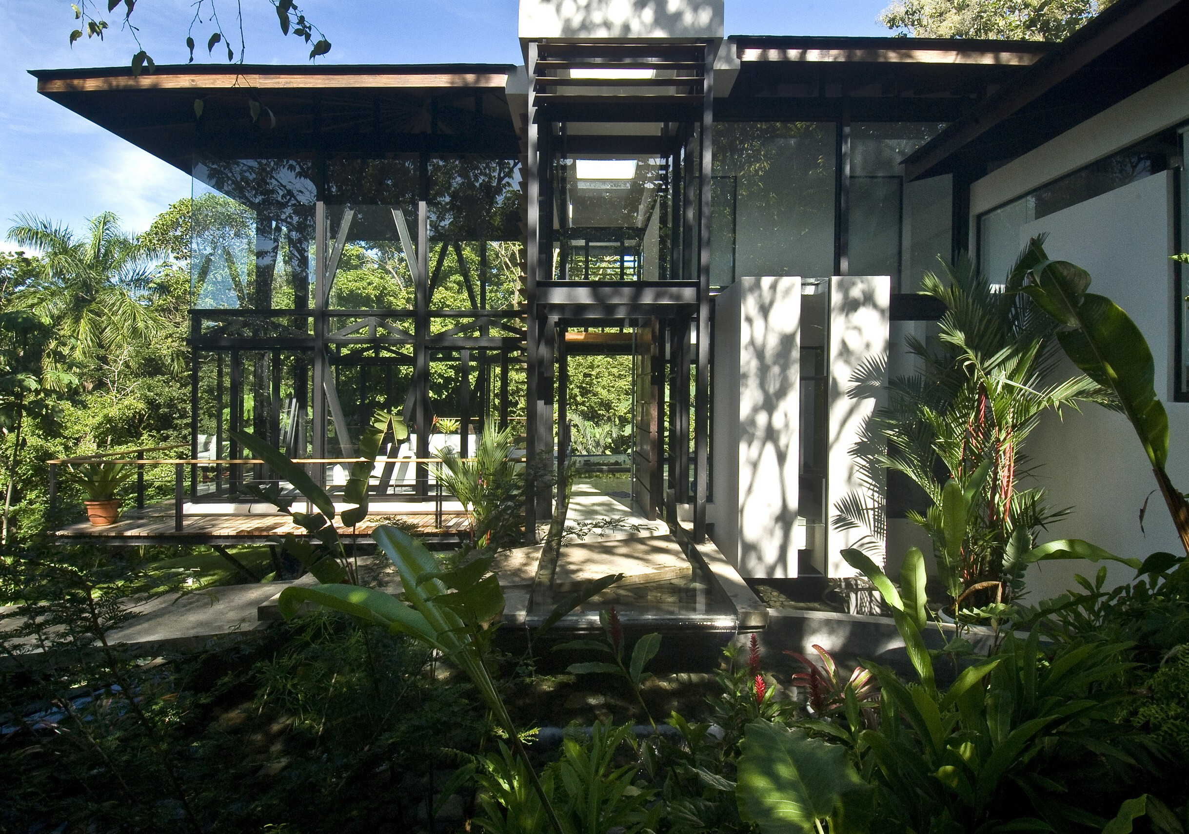 MC1 House | 融入自然的绿色环保设计-44