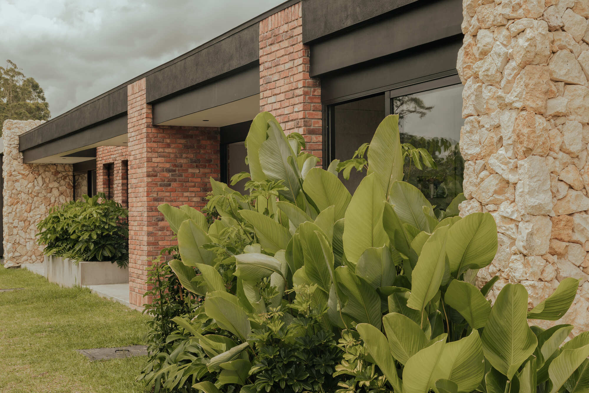 日落庇护所丨哥伦比亚丨Bon Studio-24