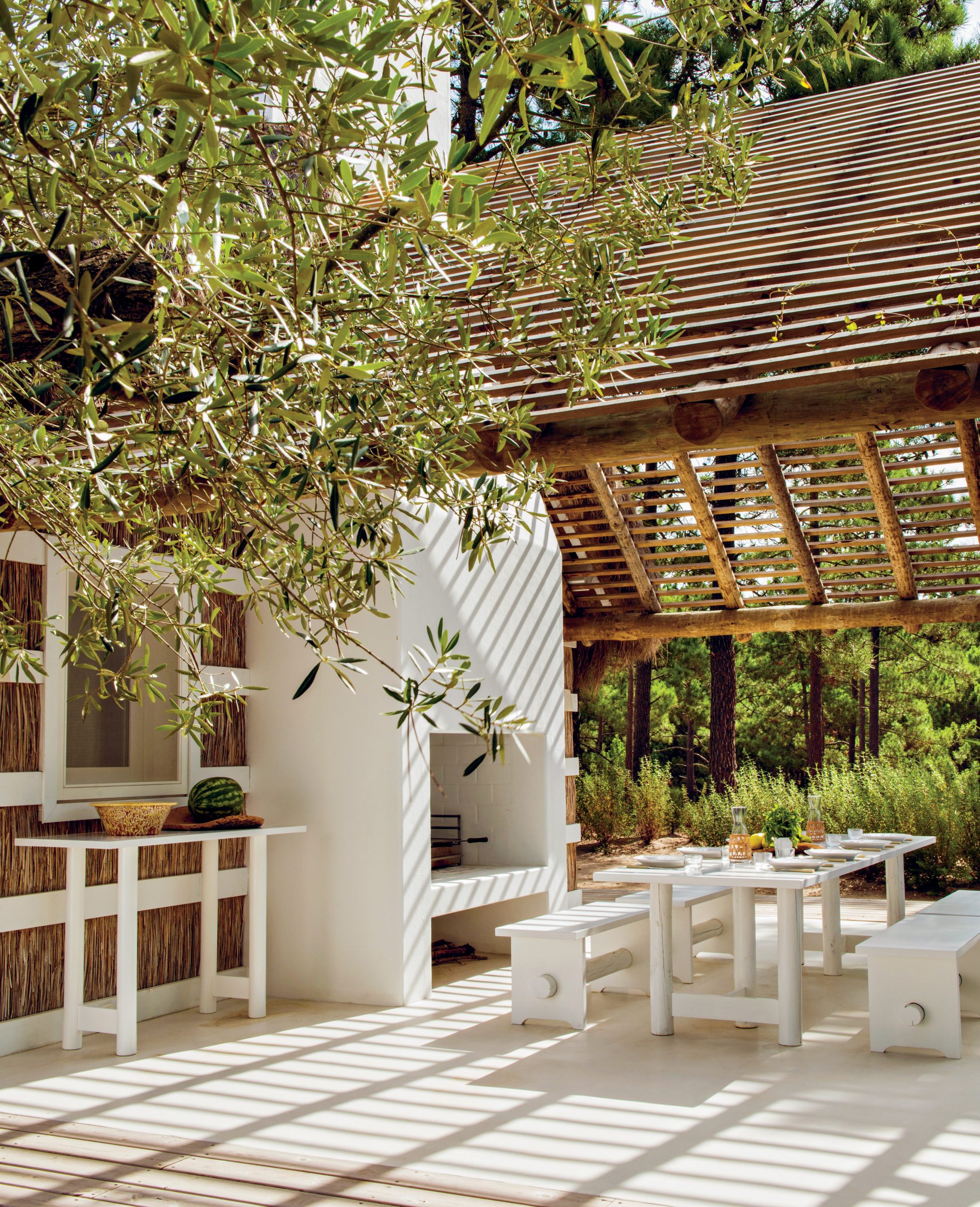 Comporta's 'Straw House' Inspired by Fishermen and Farmers | VISI-7